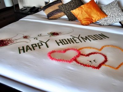 {81+} Honeymoon Wishes, Messages, Quotes for Everyone